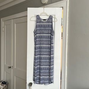 Banana Republic blue & white back twist knot dress.